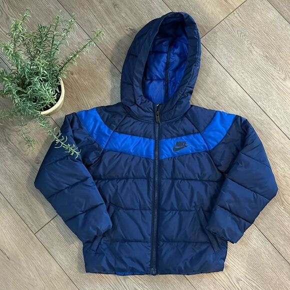NIKE BOYS LIKE NEW PUFFER COAT WITH HOOD BLUE SIZE 5 - Picture 1 of 6